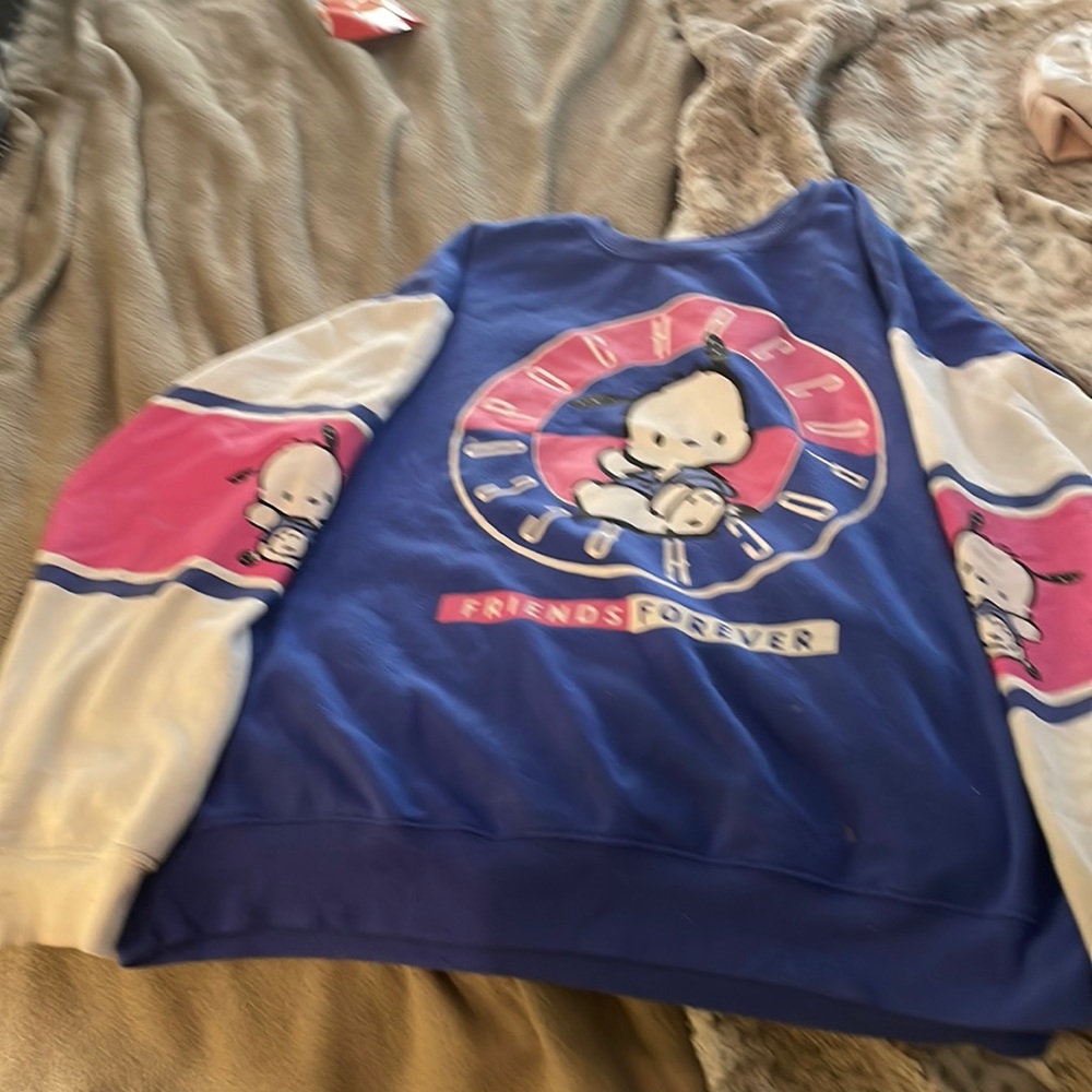 This is a kids XL and is a purple blue color